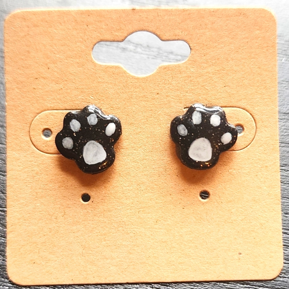 Black Glitter Paw Clay Stud Earrings